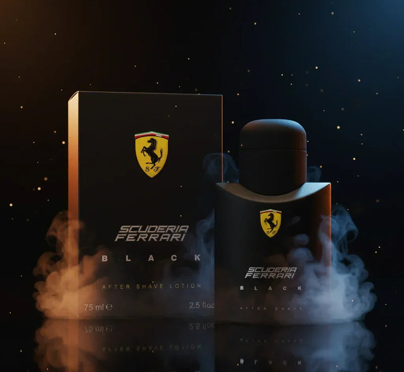 Loção pós-barba Scuderia Ferrari Black em embalagem preta, com logo Ferrari, cercada por fumaça.